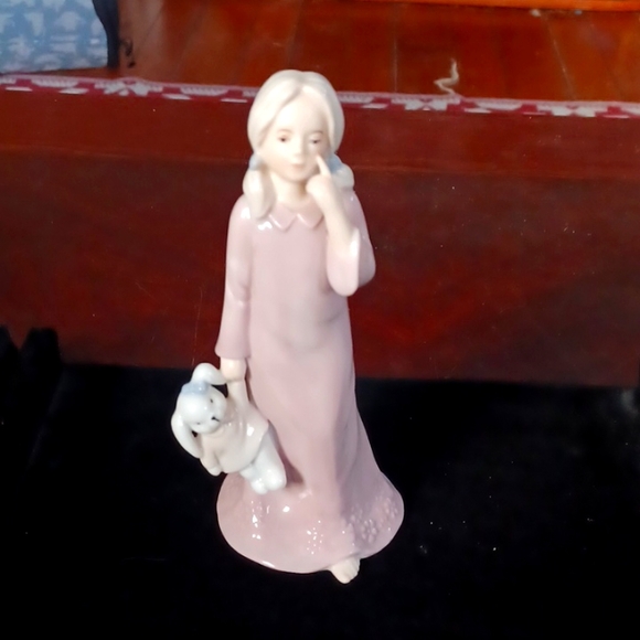 regal house Other - Regal house collection girl with bunny te ddy vintage collectable porcelain.